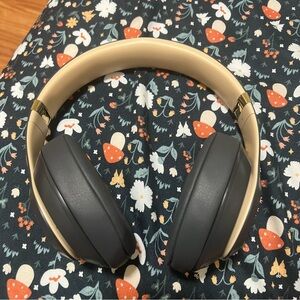 Beats Studio 3 headphones